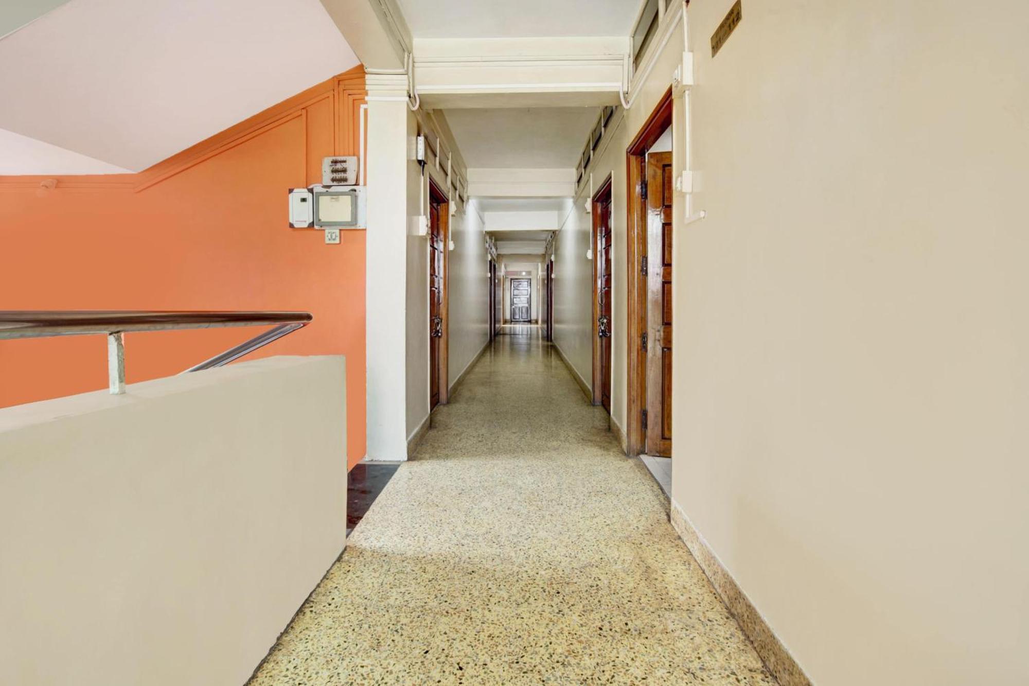 Spot On Shree Ram Residency Otel Hubli Dış mekan fotoğraf